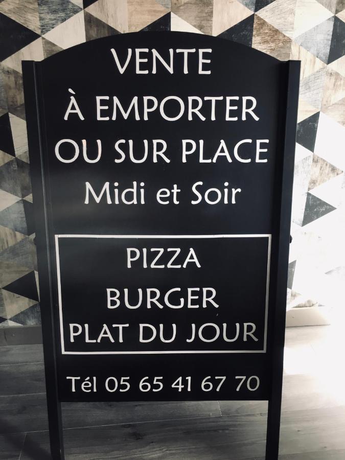 Auberge Du Relais D Auniac Hotel Bar Restaurant Piscine Anglars-Nozac Eksteriør billede